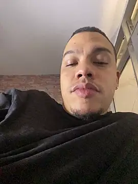 AlphaMasterXxx's Live XXX Chat