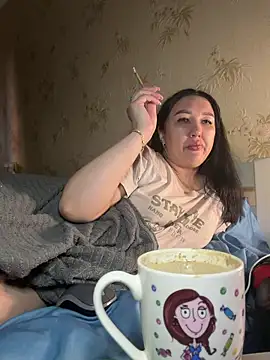 دردشة Naughtbaby_2025 الجنسية المباشرة