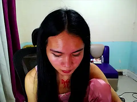 devine_goddess Pertunjukan Webcam