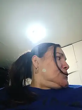 Zuleyka_69's Live XXX Chat