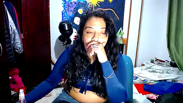 AmaraRoberts420 Chat XXX in diretta