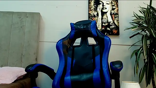 Chat +18 de roan_birkin ao vivo
