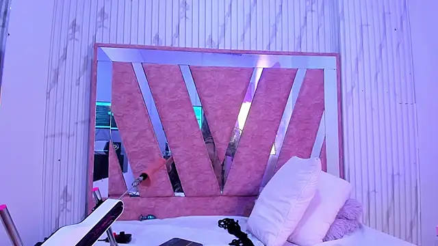 Wonderkloe_ Live XXX Chat