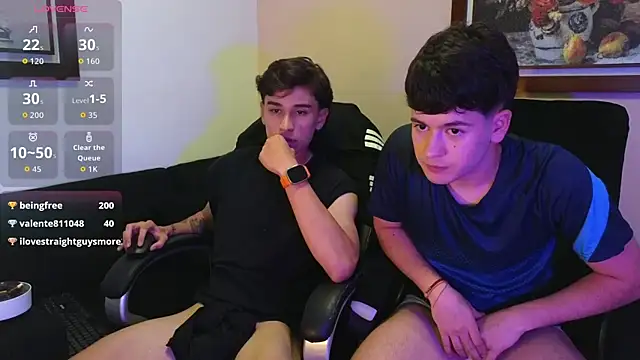 tightncuteass Show in webcam