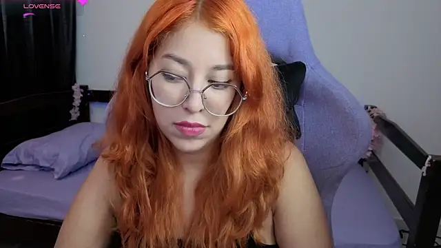 _Moon_Johnson's Live XXX Chat