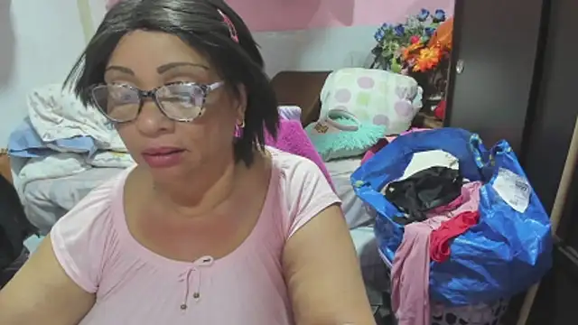 Mrs_mommy_ 网络视讯表演