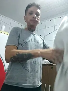 Show de Gaby69hot_br na webcam