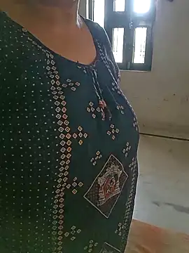 angel_ridhi's Webcam Show