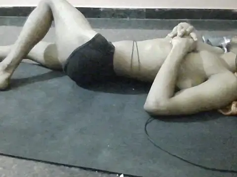 itsmemadhu2019 Show Webcam
