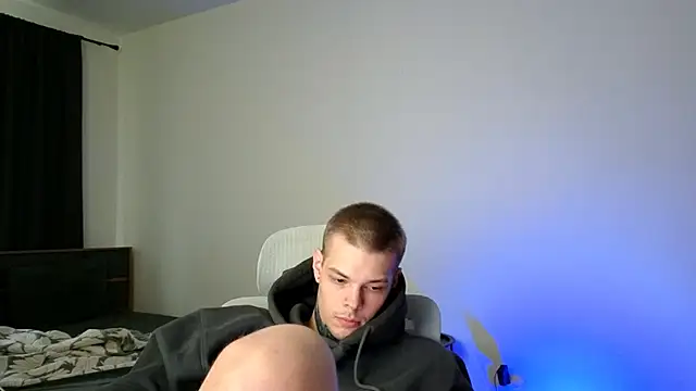 XXX chat uživo modela DENIS_HERE