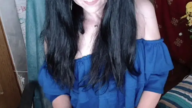 Živá chatovací místnost DebraMilf