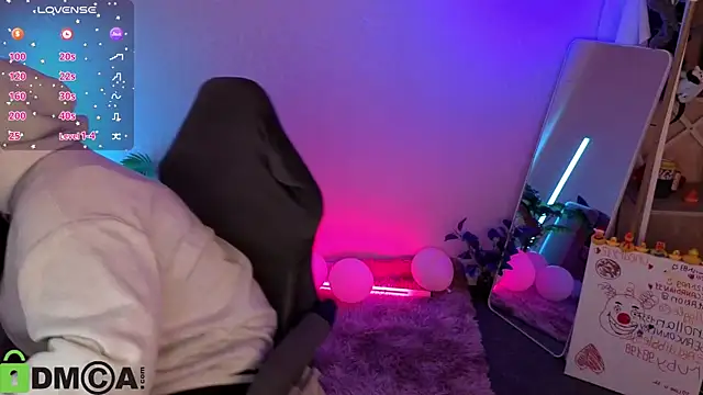 XXX chat uživo modela Mia_R0ss