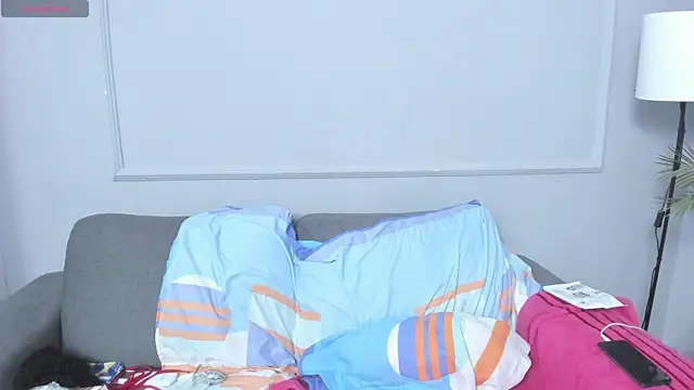 Sirenyrouss' Live XXX Chat