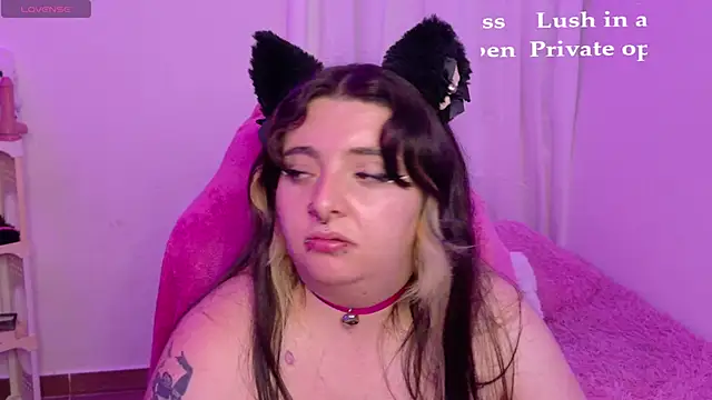 Chat XXX en directo de Sachi_Meow