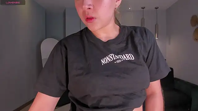 Živý XXX chat ArianaNova