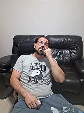 Zander823 Show in webcam