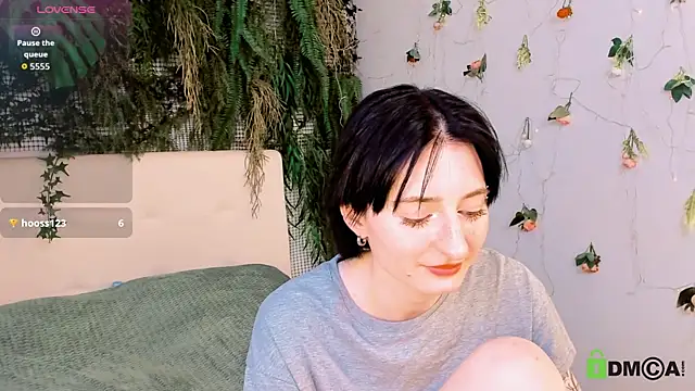 Chat XXX ao vivo de Kira__Cutie