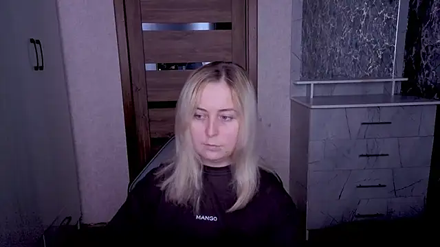 Kristy-Max Live XXX-Chat