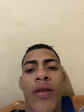 Antonelo_blake Adlı Modelin Canlı XXX Sohbeti