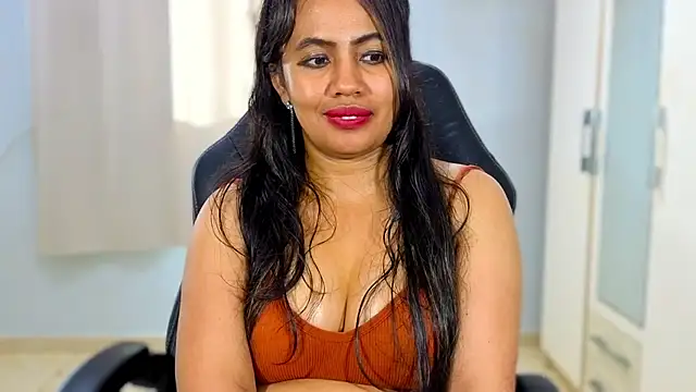 FannyXhot Chat XXX in diretta