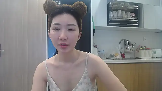 Asiagirll: онлайн-секс-чат