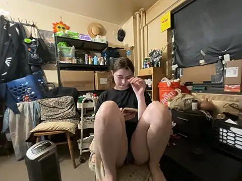 Czat XXX na żywo – Snowbunnycake_131