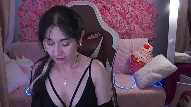 CarolinaaFoxyyy Show Webcam