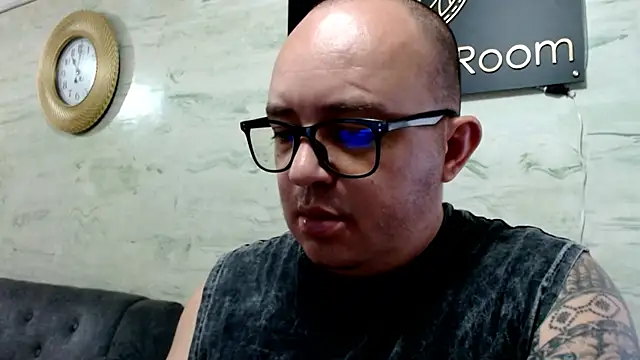 maximo_daddy Webcam show