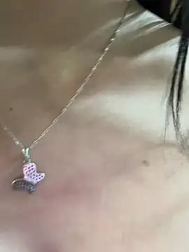 Maddy_Jones: онлайн-секс-чат