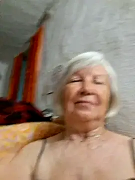 KlaudiaDarling Adlı Modelin Canlı XXX Sohbeti