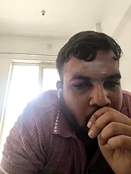 vinay_smalldick Adlı Modelin Web Kamerası Şovu