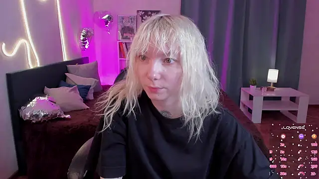 XXX chat uživo modela tattoo_art_baby