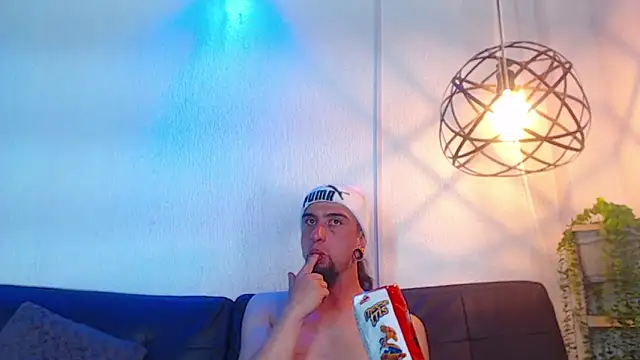 XXX chat uživo modela Rommen_N_Zoe
