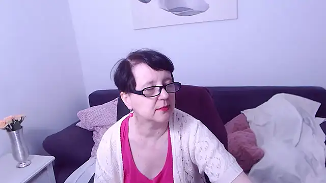 ChristaRose Adlı Modelin Canlı XXX Sohbeti