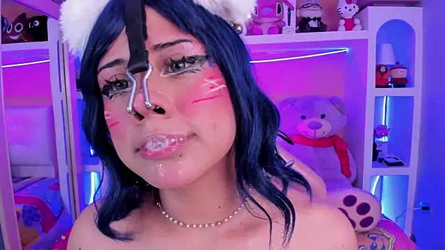 miss___megan Adlı Modelin Canlı XXX Sohbeti