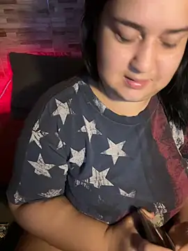 yesmiia's Webcam Show