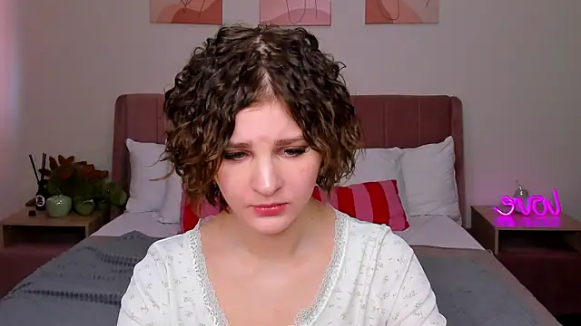 Webkamerová show Kira__Fluffy