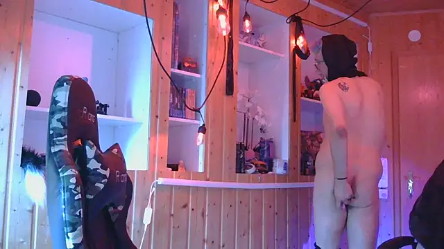 AskAveryAnything's Webcam Show