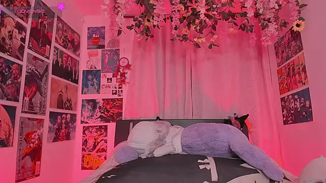 MissCurvyTop Live XXX-Chat