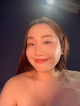 XXX chat uživo modela Asianpie_