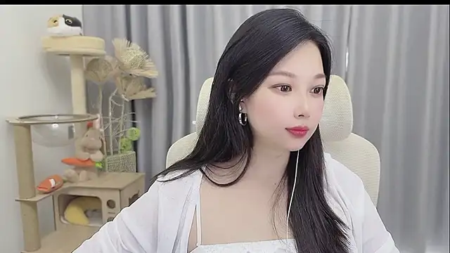 facai-feifei's Live XXX Chat
