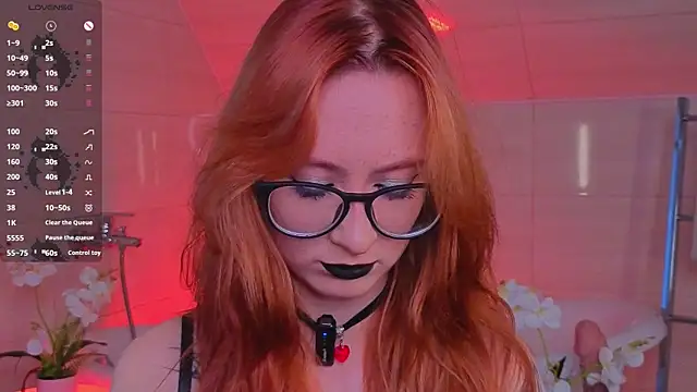 WICKEDEMBER Live XXX-chat