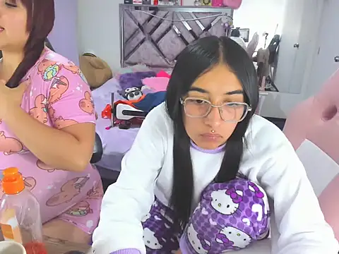 Czat XXX na żywo – naomi_johnson