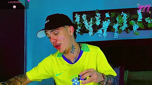 HannibalLester – Naživo XXX chat