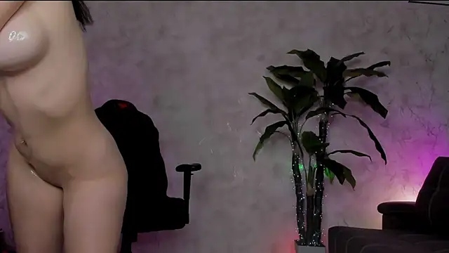 Chatroom XXX en direct de Emma7