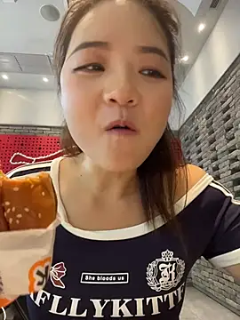 xiaochengzi505のライブXXXチャット