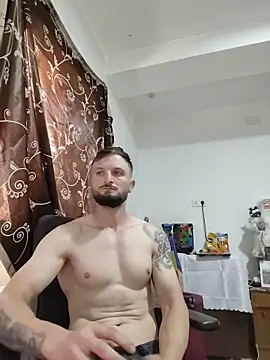 Chat XXX ao vivo de colin_hopex