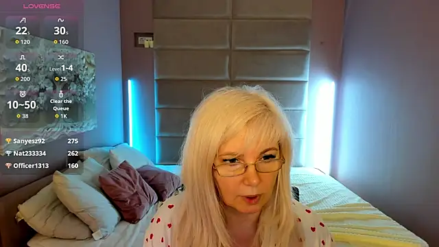Hella_Fabel's Live XXX Chat