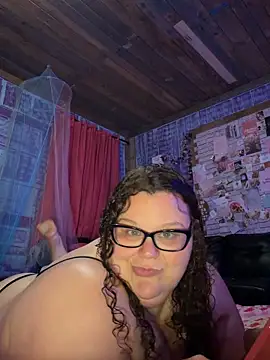 Chat +18 de Fatpussybigass ao vivo