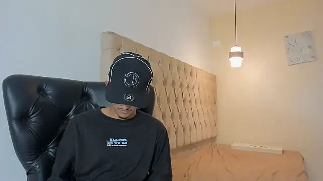 alpha_marcus Live XXX Chat